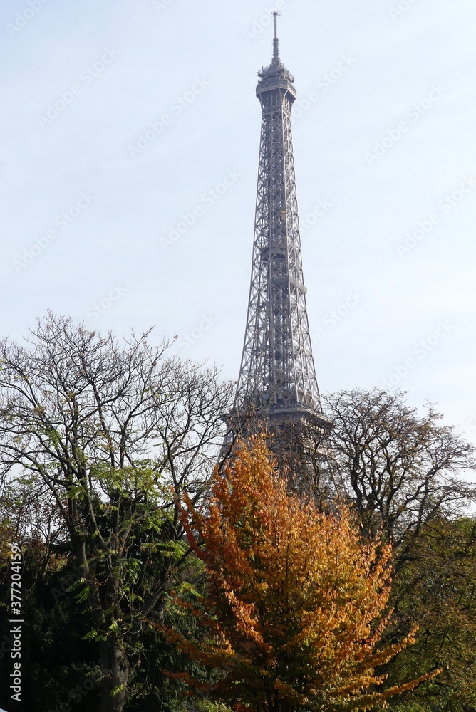 eiffel tower city