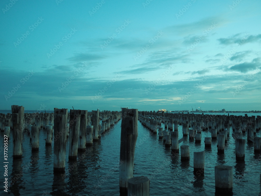 Obraz premium Blue sky and the clouds at the Princess Pier in Port Melbourne, Victoria, Australia