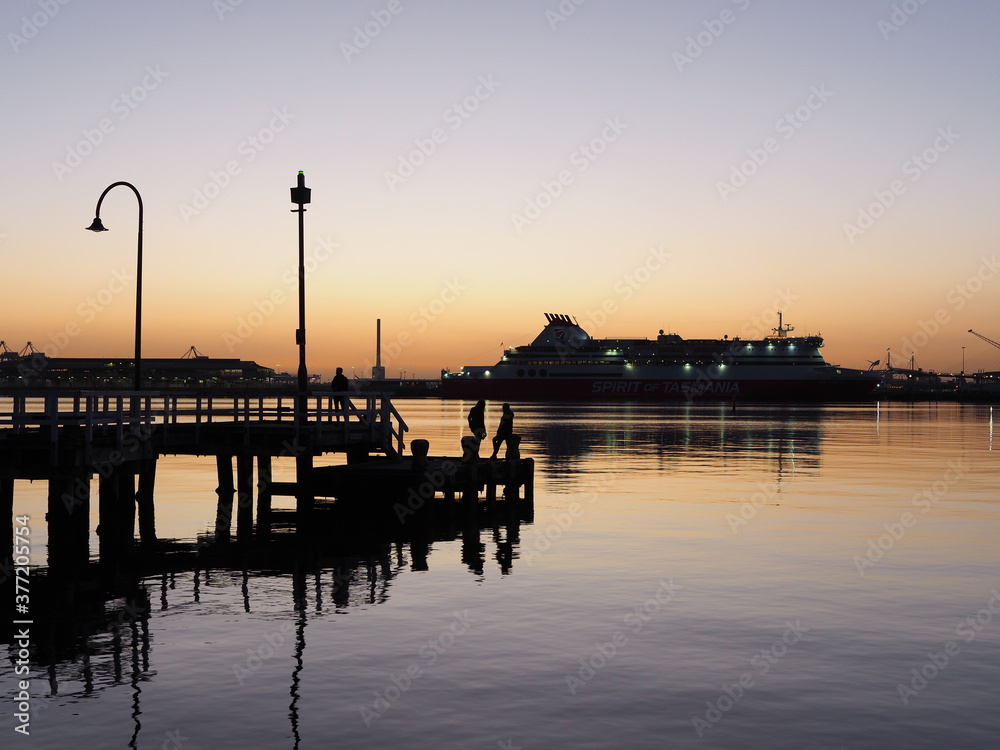 Lagoon Pier in Port Melbourne, Victoria, Australia at Sunset
OLYMPUS DIGITAL CAMERA