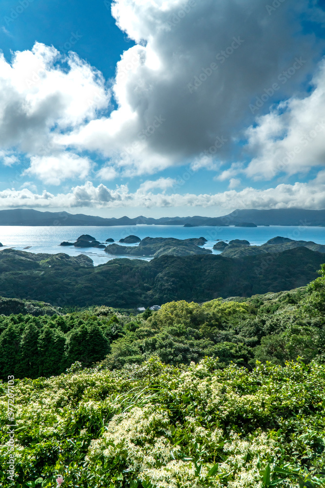 長崎県佐世保市　長串山公園から望む九十九島