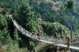 Most nad rzeką w Nepalu