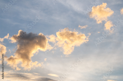 Obraz na płótnie beautiful colorful sky and cloud in twilight time background w salonie