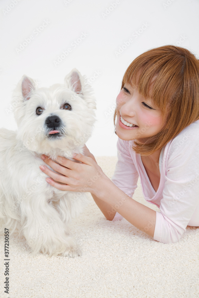 飼い犬と女性 飼い犬と女性