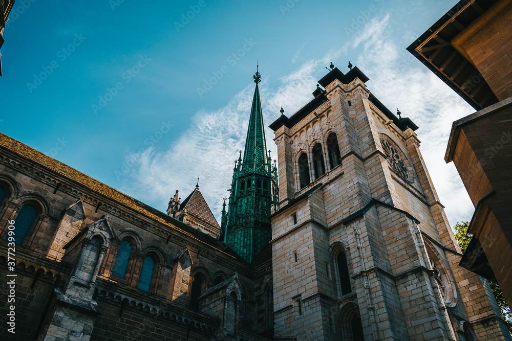 Fototapeta premium Ciudad de Ginebra en Suiza