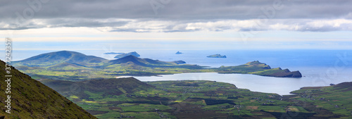 Fotografie Panoramic View of Smerwick Harbour, Sybil Head and the Blasket Islands from the
