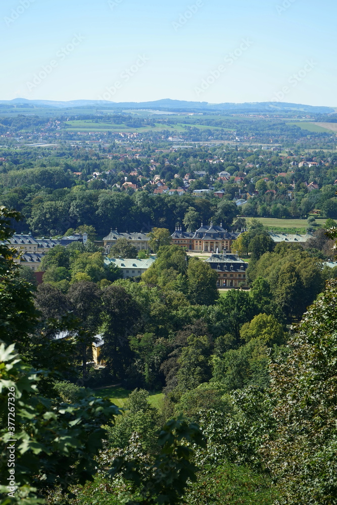 Obraz premium Blick zum Schlosspark Pillnitz in Dresden