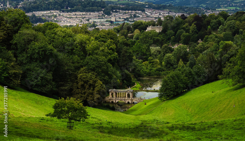 Quadro su tela Prior Park and Palladian Bridge, and scenic view from high.