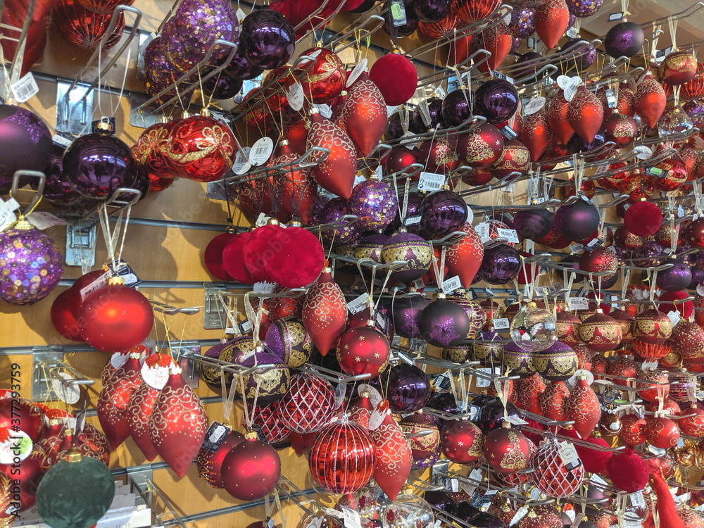 Red Christmas Decorations