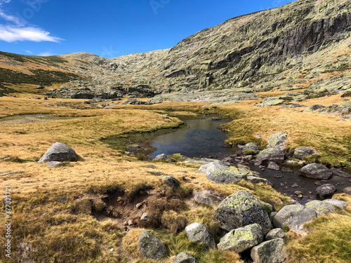 sierra de gredos laguna grande