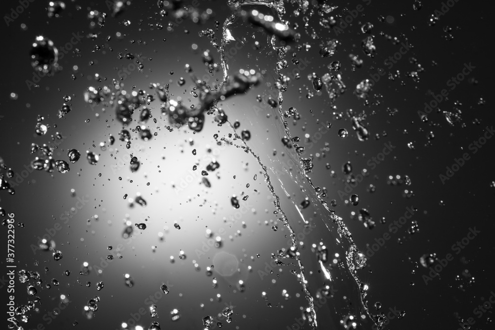 SPLASHES OF WATER, DROPS AND WAVES TO INSERT PRODUCTS IMAGES OR TO USE THEM AS COMPOSITING CONTRIBUTIONS 