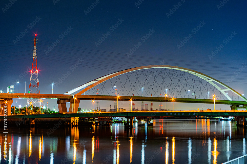 Obraz premium 大阪、泉南工場地帯の夜景 