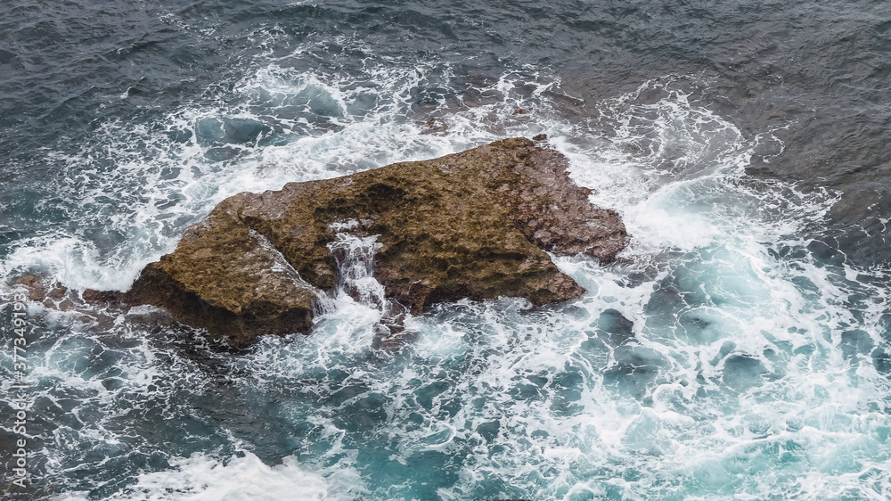 Fototapeta premium strong waves