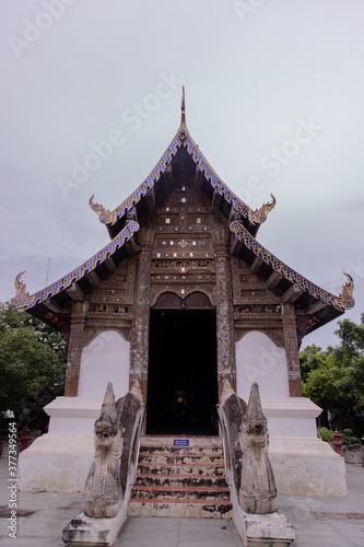 Obraz na płótnie Chiangmai, Thailand - Sep 07, 2020 : Wat phan tao is a beautiful wooden temple in chiang mai. Selective focus. w salonie