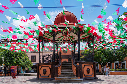 Plaza Principal de Tequila Jalisco con su Kiosko.