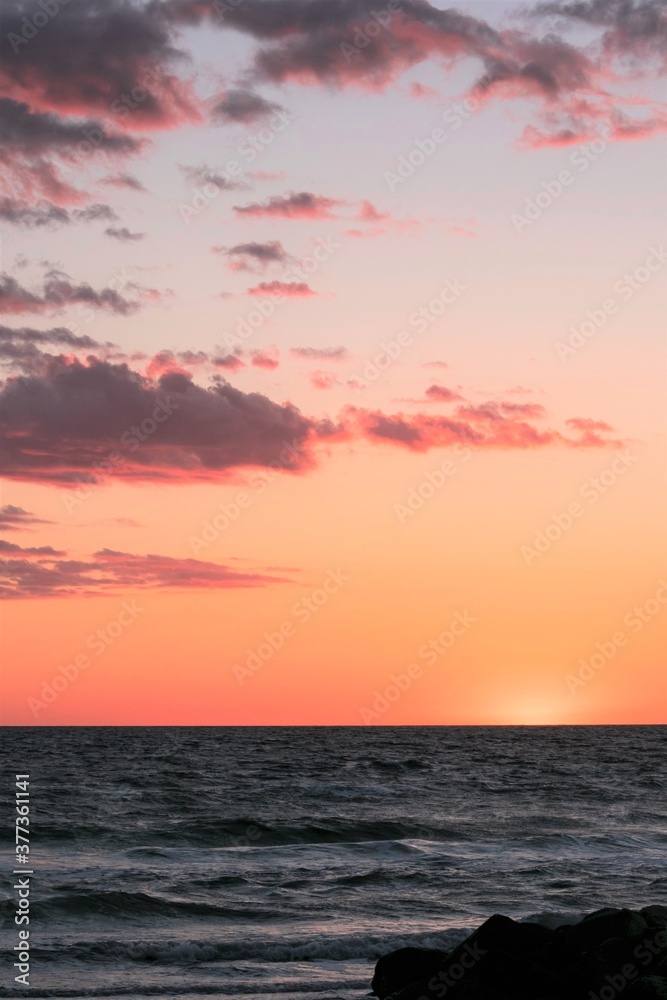 Fototapeta premium sunset over the sea