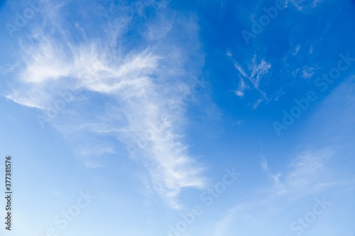 Quadro em tela White cirrocumulus clouds in the blue sky