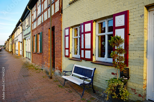 Bad Wilsnack in der Prignitz Straße mit bunten Fachwerkhäusern