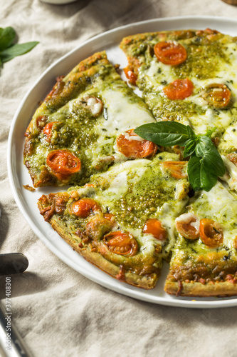 Homemade Green Pesto Pizza