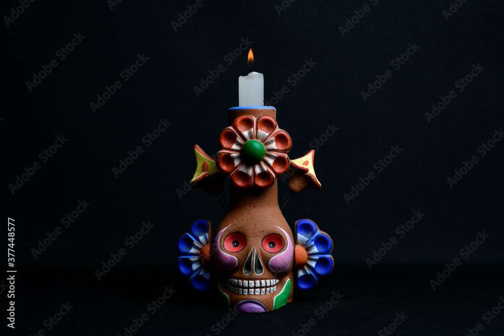 Dia de los muertos, Candelero de  barro,  calavera para dia de los muertos / Clay candlestick, skull for day of the dead