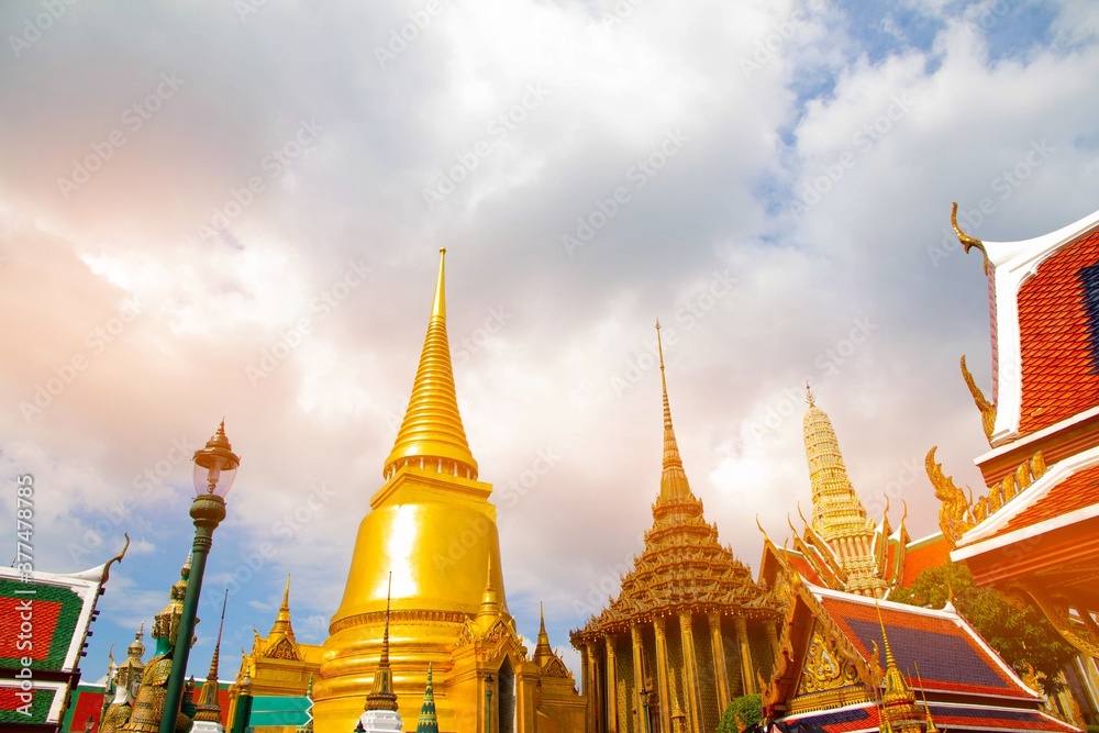 Fototapeta premium Wat Phra Kaew in Bangkok Thailand