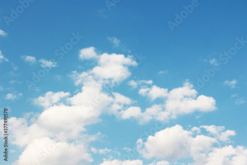 Fototapeta Naklejka Na Ścianę i Meble -  Blank sky surface with small clouds