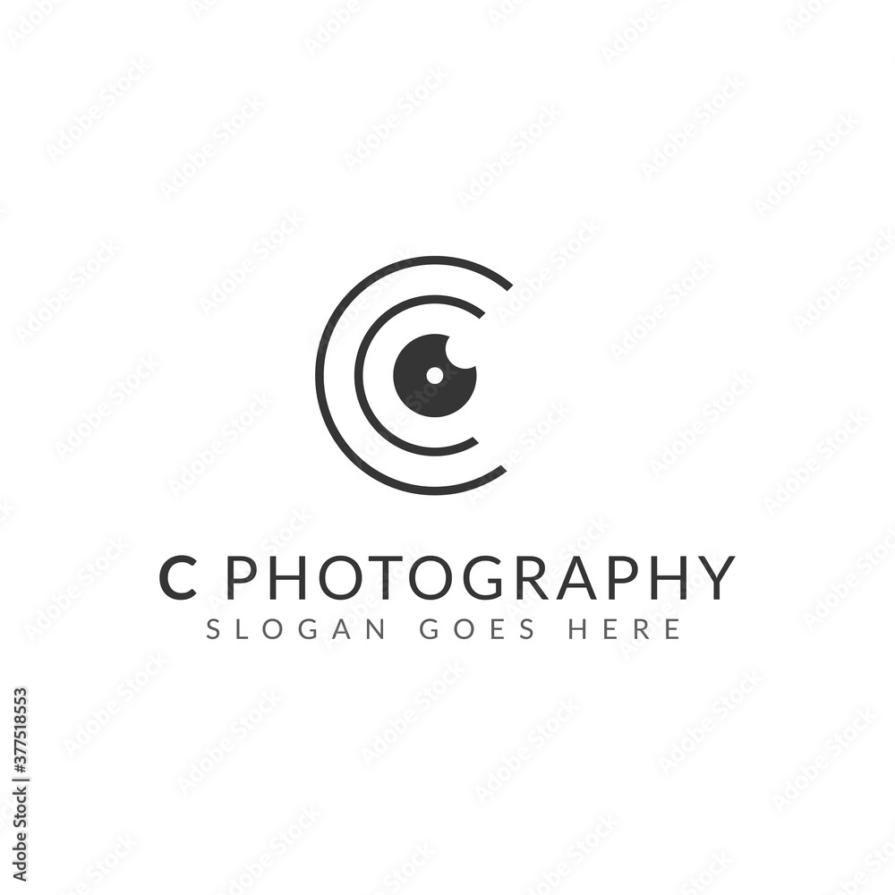 Vector logo Letters C with Eye, lens combination, icon  template.  simple design with camera and letters C, element vector illustrasion