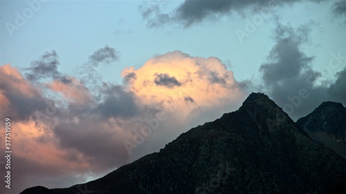 Himmel, Wolken, Blau, Orange, Rosa, Sonnenaufgang, Sonnenuntergang, Morgenstimmung, Abendstimmung, Morgen, Abend, Früh, Wetter, Flug, Stimmung, 