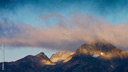 Himmel, Wolken, Blau, Orange, Rosa, Sonnenaufgang, Sonnenuntergang, Morgenstimmung, Abendstimmung, Morgen, Abend, Früh, Wetter, Flug, Stimmung, 