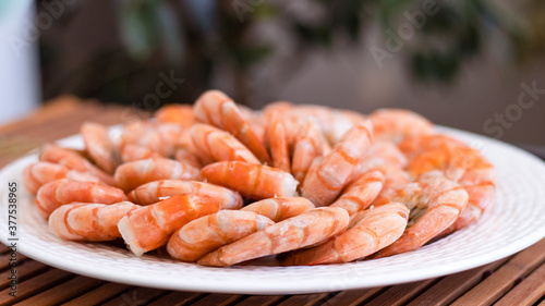 Tiger prawns on a large whi...