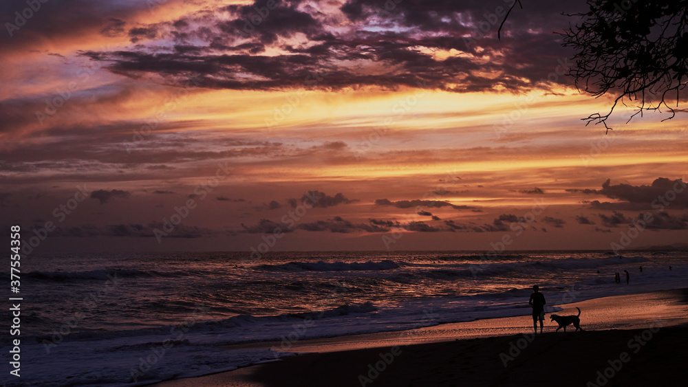 Fototapeta premium Sunset Beach in Costa Rica Pura Vida