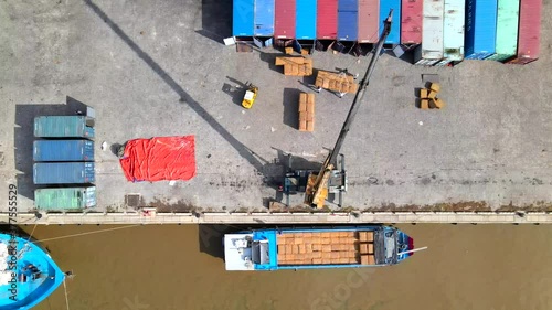 Export coconuts fiber at the port