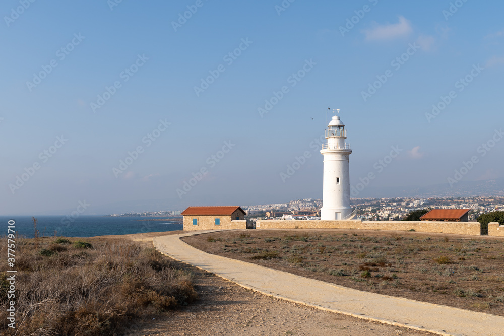 Leuchtturm in Weiß. Zypern Pathos.