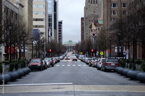 Fotografie view of downtown raleigh, north carolina from street level