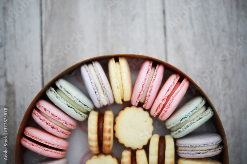 Macaron Box