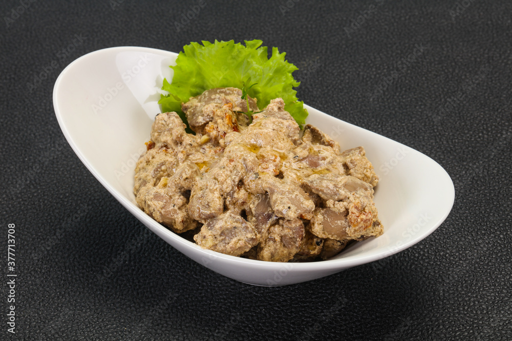 Chicken liver with cream and dry tomatoes Chicken liver with cream and dry tomatoes