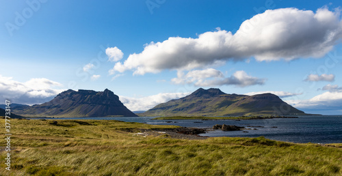 Wunderschöne Berge auf den Westfjords in Island