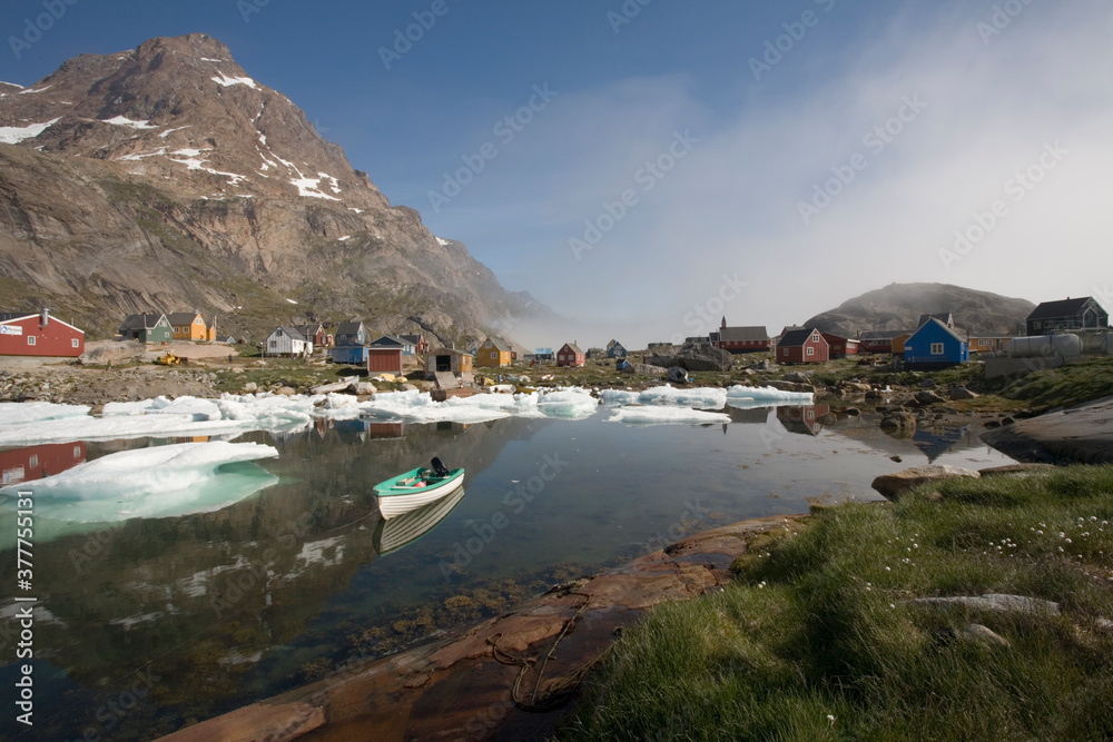 Fototapeta premium Traditional Village, Aappitttoq, Greenland