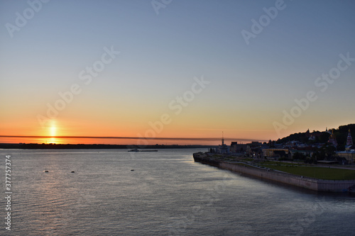 dawn on the Volga River. Nizhny Novgorod © Igor