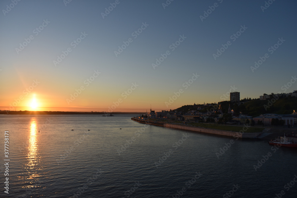 dawn on the Volga River. Nizhny Novgorod