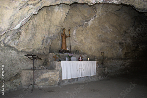 Cueva de San Genadio (Bierzo, Leon)