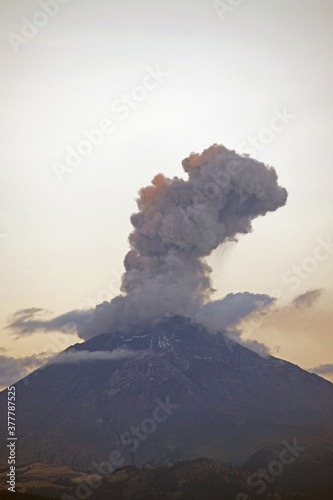 POPOCATÉPETL