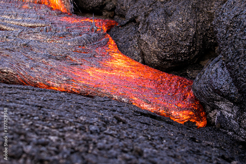 lava in hawaii flowing into ocean
