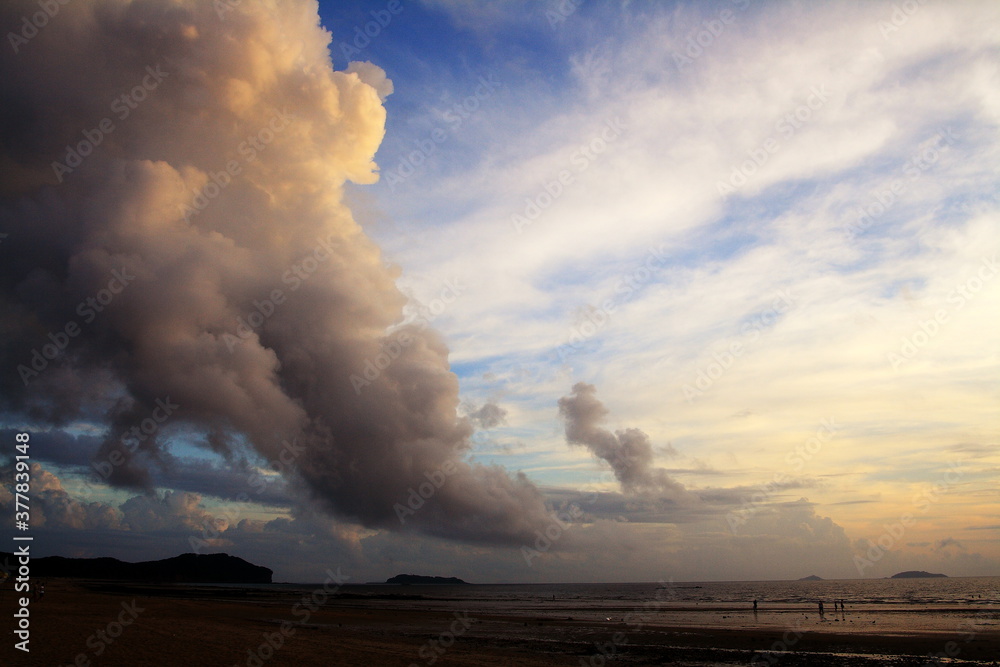 Fototapeta premium sunset and cloud