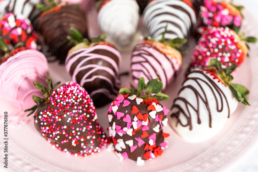 Chocolate dipped strawberries Chocolate dipped strawberries
