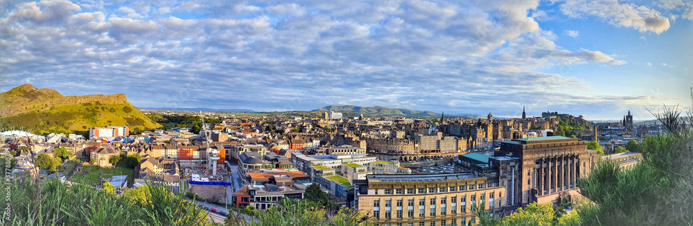 Edinburgh panorama of the city