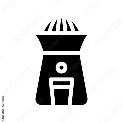 juicer equipment glyph icon vector symbol illustration