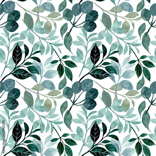 Seamless pattern green foliage with watercolor
