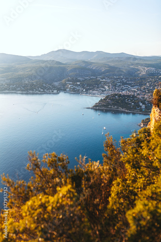 Baie de Cassis vue de la route des Cr  tes