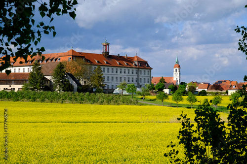 Kloster Heidenfeld auch Kloster Maria Hilf genannt bei Heidenfeld, Landkreis Schweinfurt, Unterfranken, Franken, Bayern, Deutschland photo