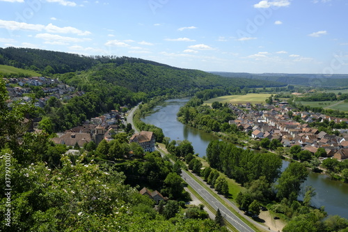 Wallpaper Mural Landschaft und Weinberge am Kallmuth bei Homburg am Main, Markt Triefenstein, Landkreis Main-Spessart, Unterfranken, Bayern, Deutschlan Torontodigital.ca